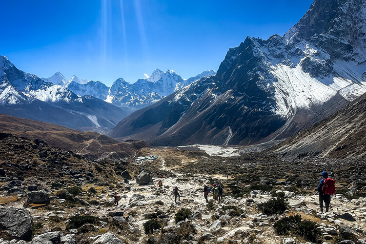 Peaks seen on way to Everest base camp